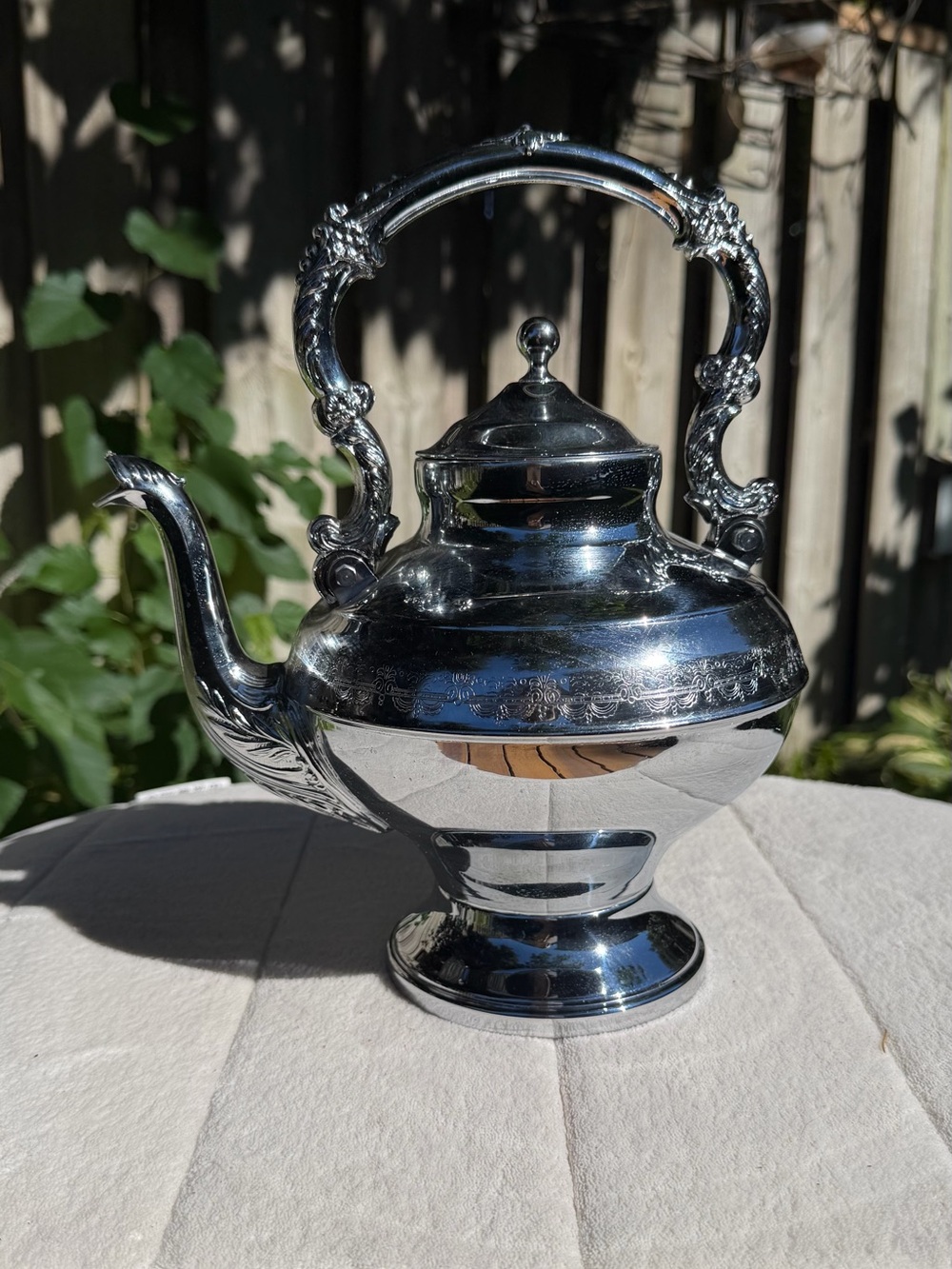 Vintage Silver Plated Tea Kettle / Teapot with Etched Details